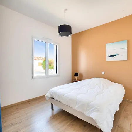 Ferienhaus Les Conches, Maison Neuve Pour 8