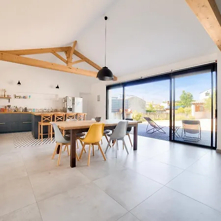 Les Conches, Maison Neuve Pour 8 *